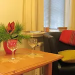 Im Froschhaus Mit Fruehstueckskuechen Penzion Friedrichstadt
