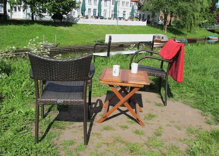 Im Froschhaus Mit Fruehstueckskuechen 3* Friedrichstadt